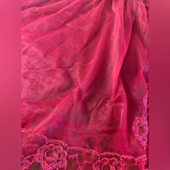 Frederick red babydoll w/ side slit - Picture 8 of 13